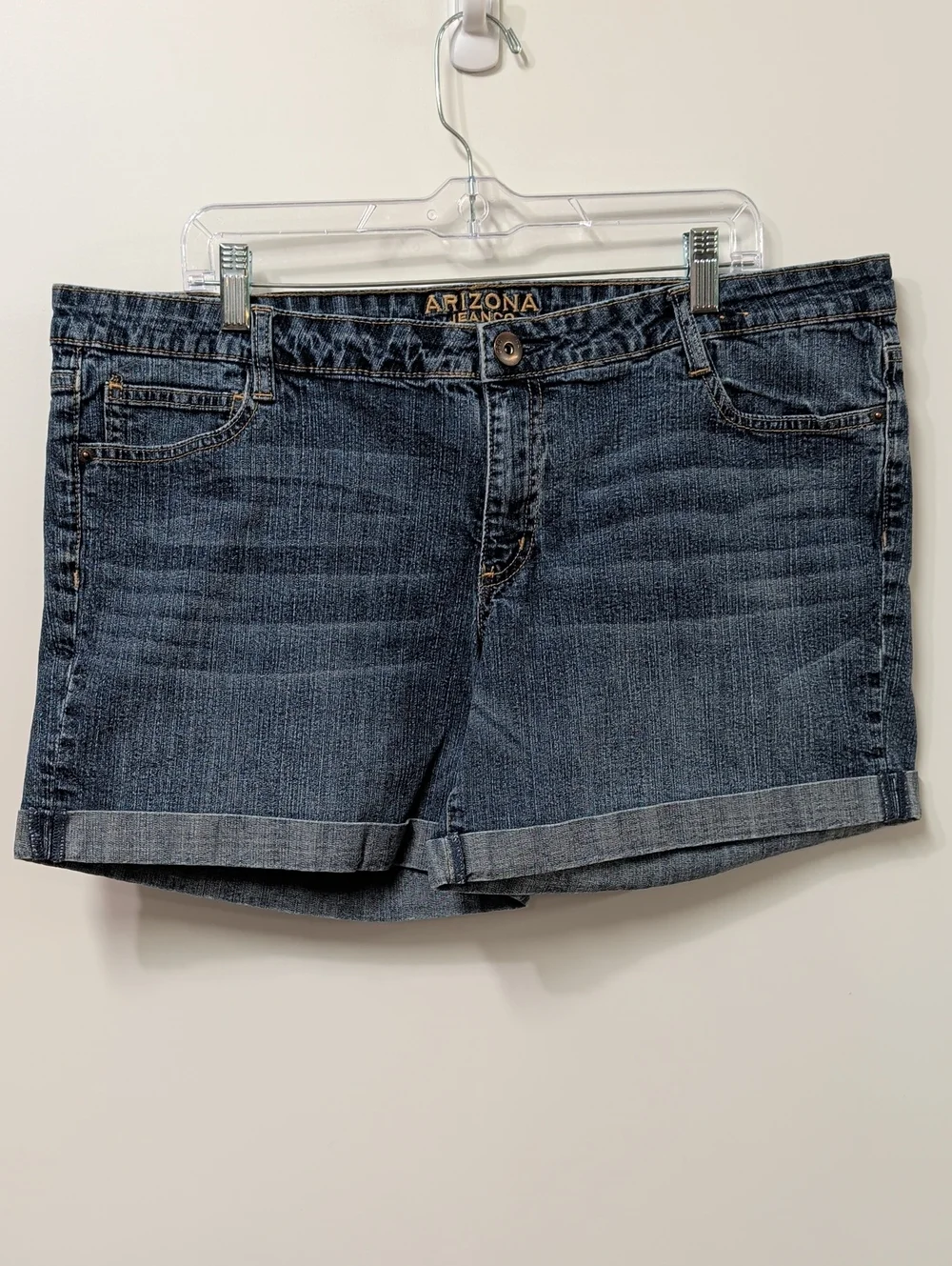 Arizona Jean Co Cuffed Denim Stretch Shorts Size XXL (19)